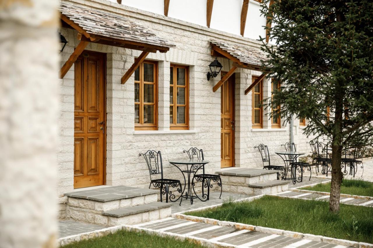Rose Garden Hotel Гирокастра Экстерьер фото
